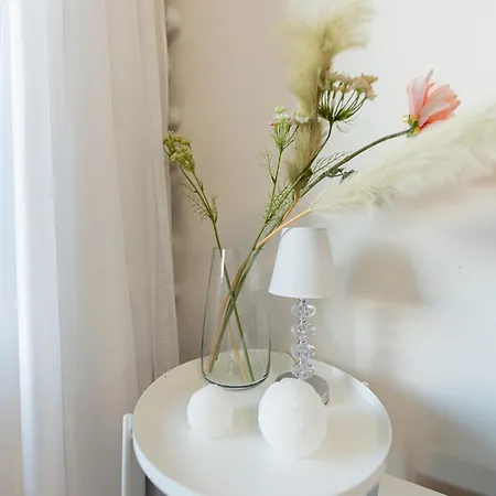 Aurora Hideaway By Booklapland Apartment Rovaniemi